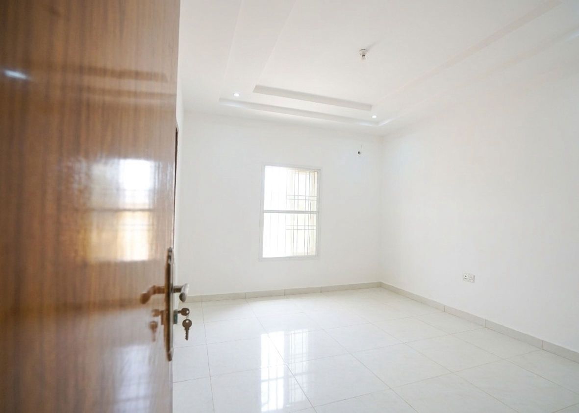 WC with bidet sprayer